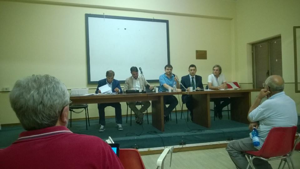 Conferenza stampa su questione pignoramenti a Bisignano